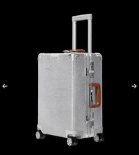 RIMOWA Hammerschlag Cabin |